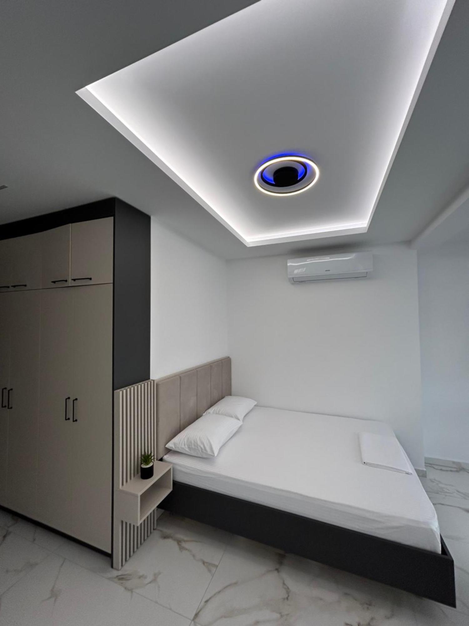 Merlin Prestige Apartments Будва Екстер'єр фото