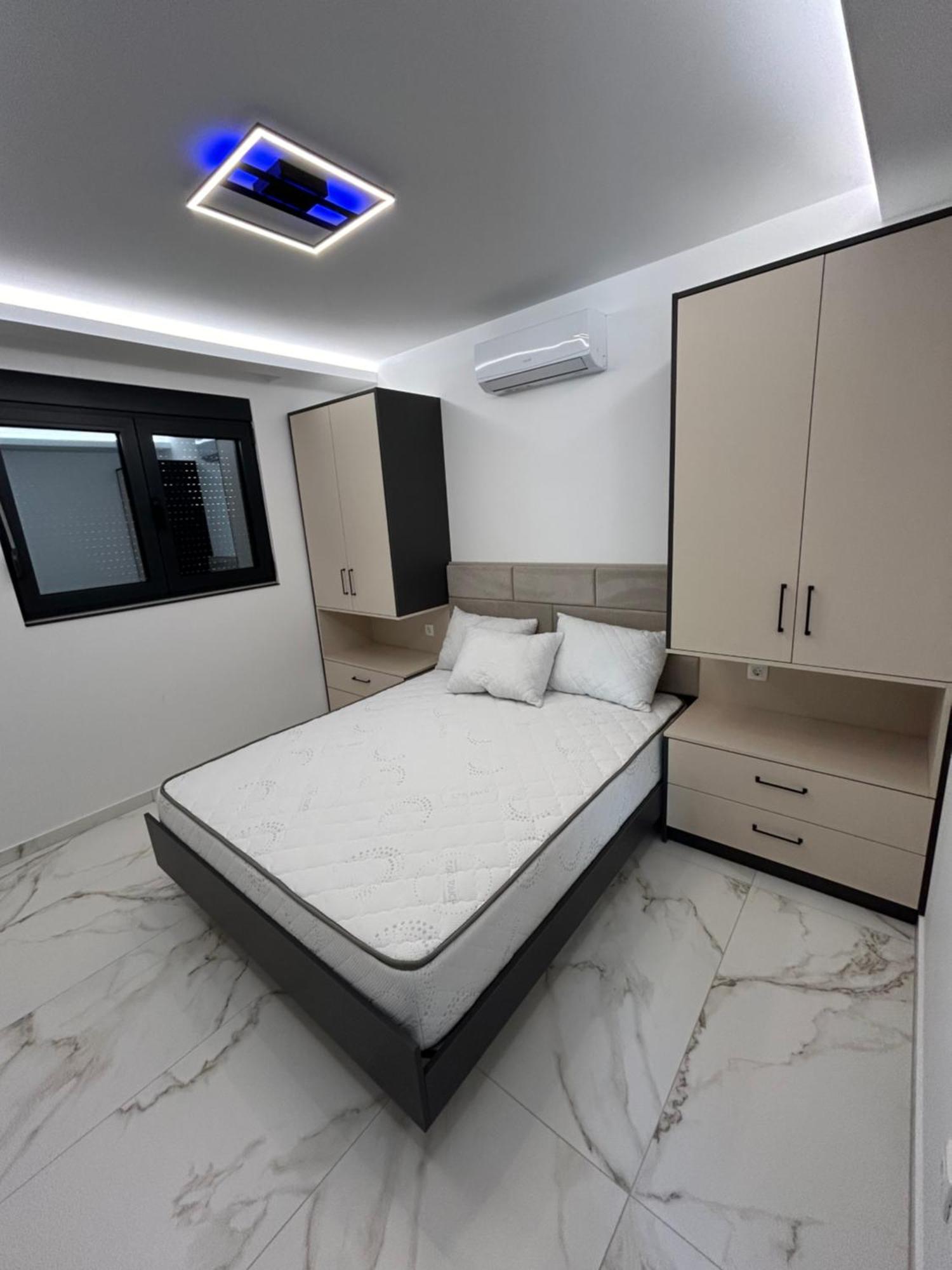 Merlin Prestige Apartments Будва Екстер'єр фото