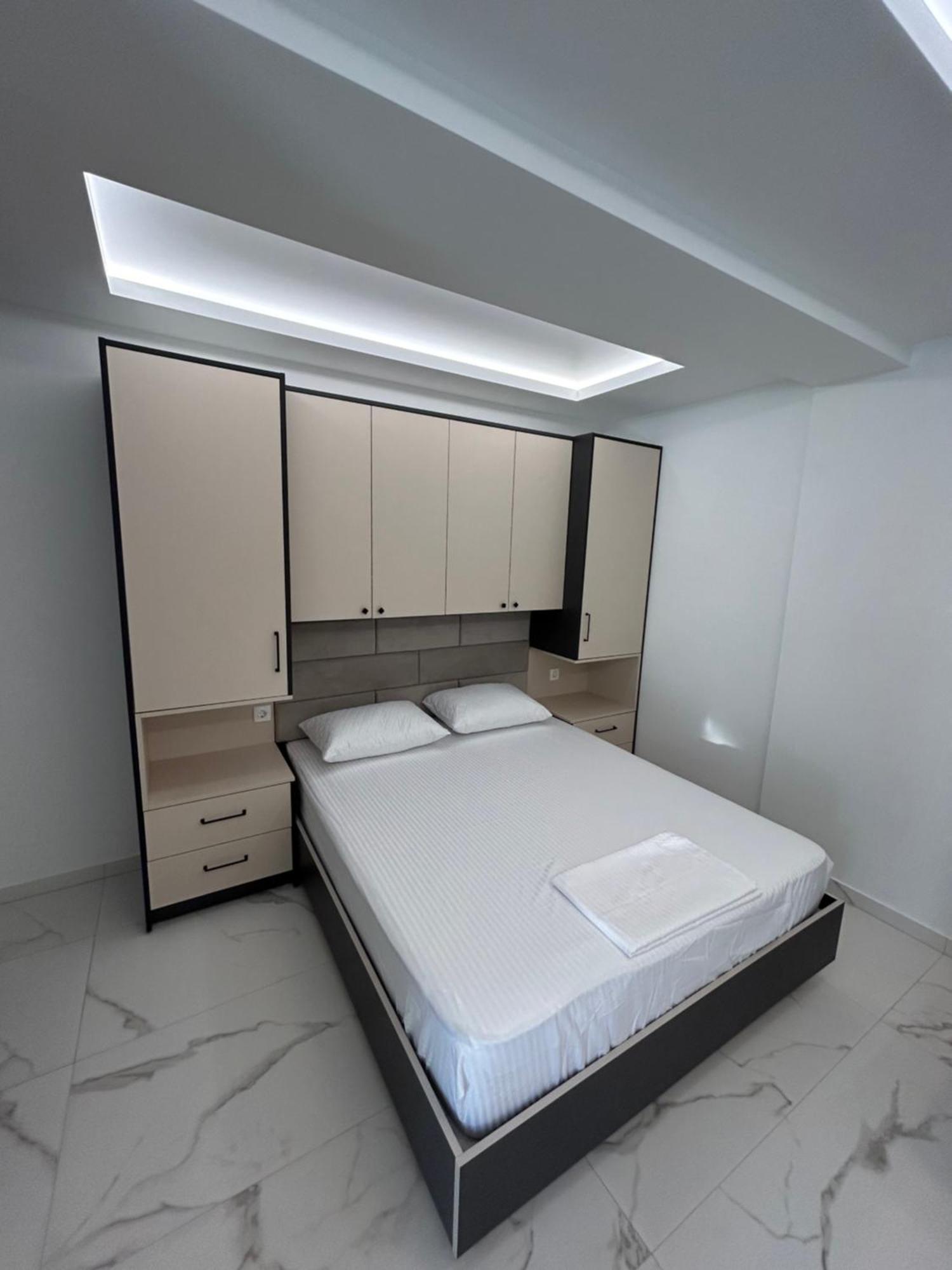 Merlin Prestige Apartments Будва Екстер'єр фото
