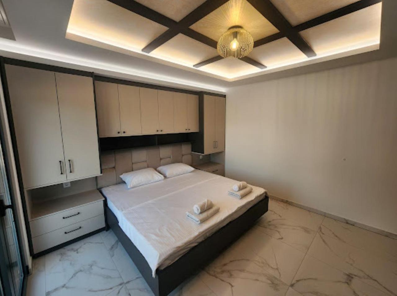 Merlin Prestige Apartments Будва Екстер'єр фото